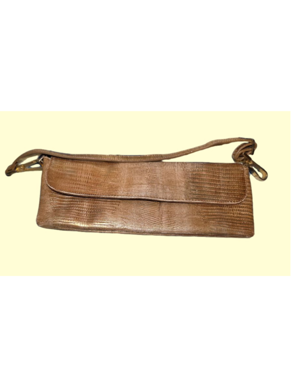 Unbranded Golden Lizard Embossed One Size Clutch Wristlet